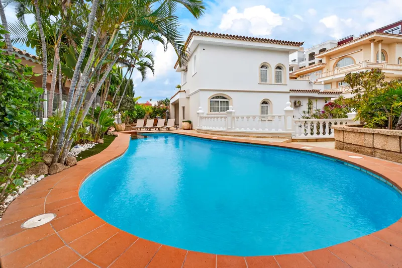 Luxury private villa with pool and tropical garden, El Duque, Tenerife