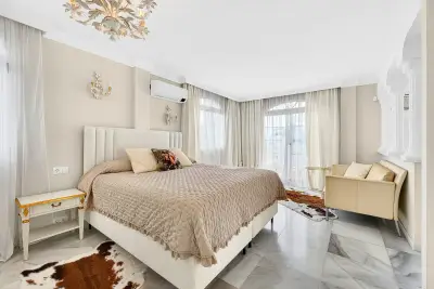 Master suite with lounge area