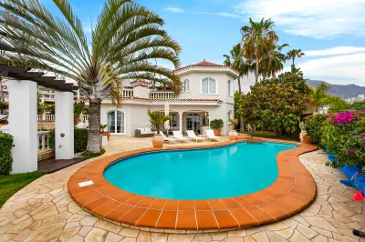 Luxury villa with private heated pool and tropical garden, El Duque, Tenerife
